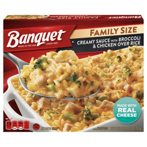 Banquet Creamy Sauce with Broccoli & Chicken Over Rice Family Size